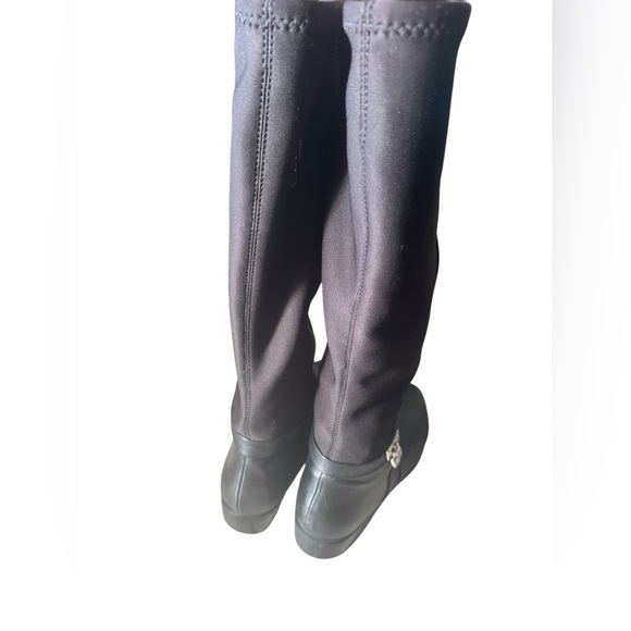 Michael Kors Hamilton Stretch Leather Boot. - Picture 5 of 16